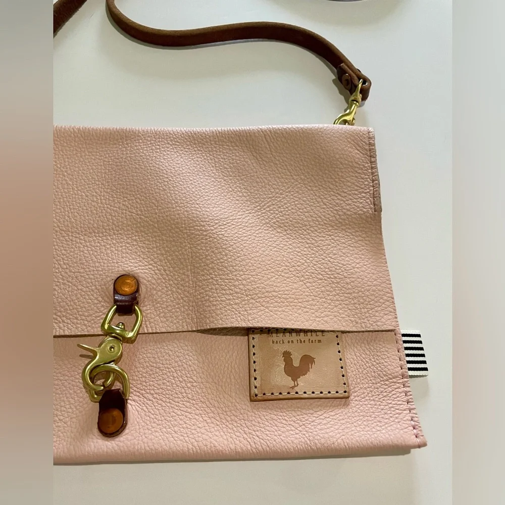 🆕 Foldover Clutch & Crossbody - NWOT - Picture 3 of 13